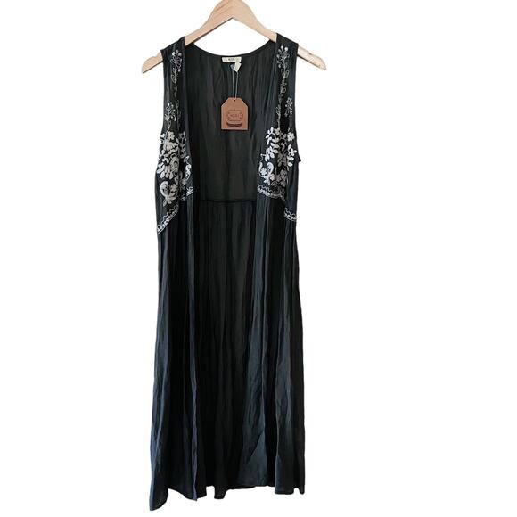 Kori America Embroidered Floral Open Front Vest Kimono Size Medium NWT - Picture 1 of 7
